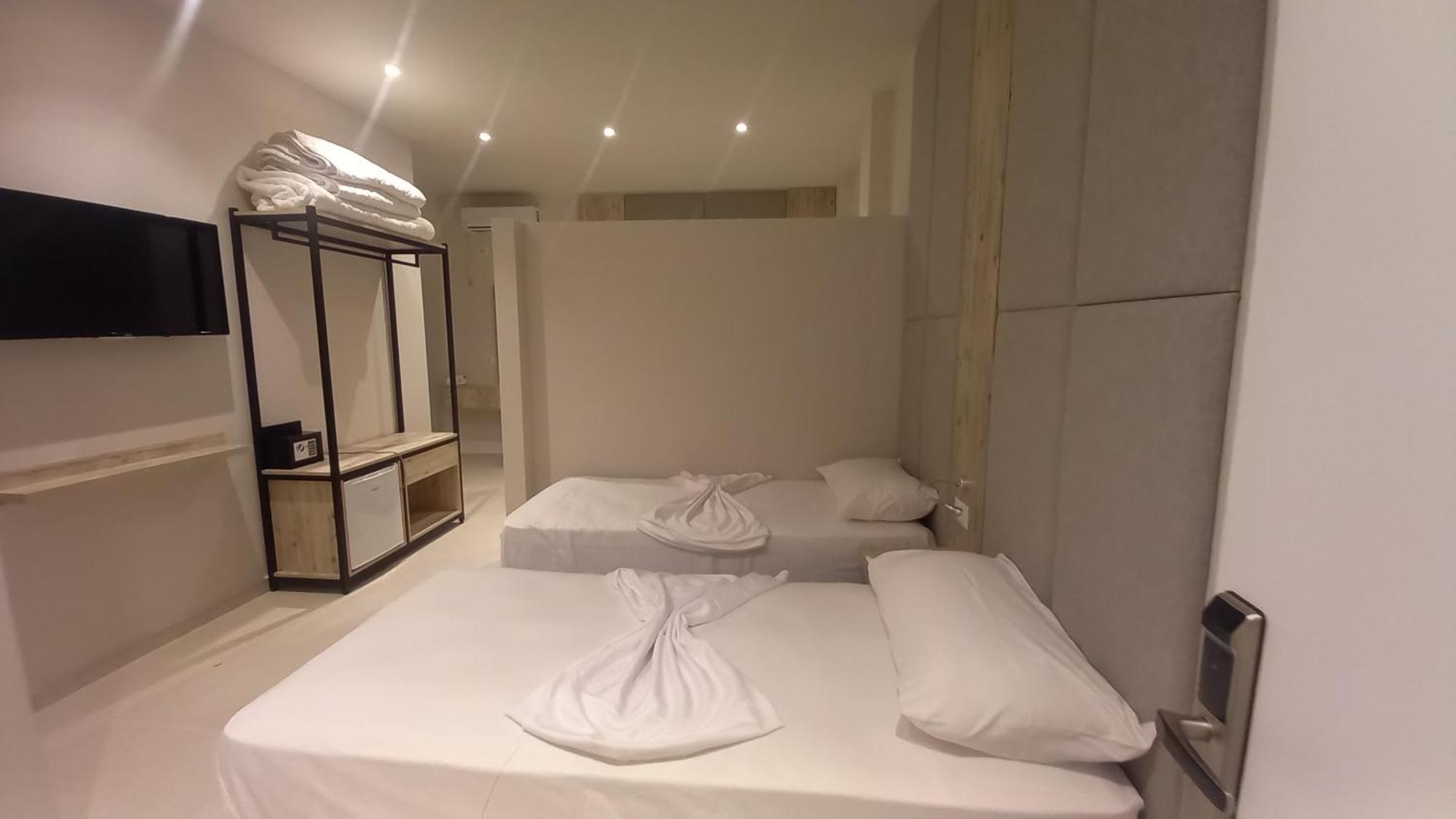 Hotel Aglon Vlore Room photo